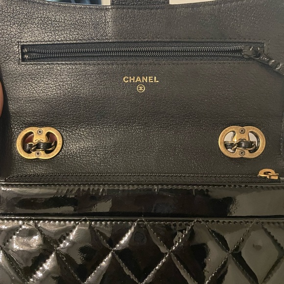 Chanel Wallet on Chain CC Eyelet Quilted Black Patent Leather Cross Body Bag - Picture 9 of 12